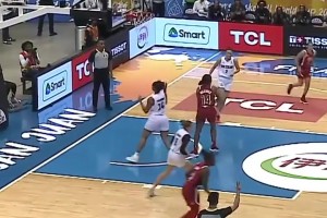 降维打击！凯特琳克拉克第一次国家队首发的表现！